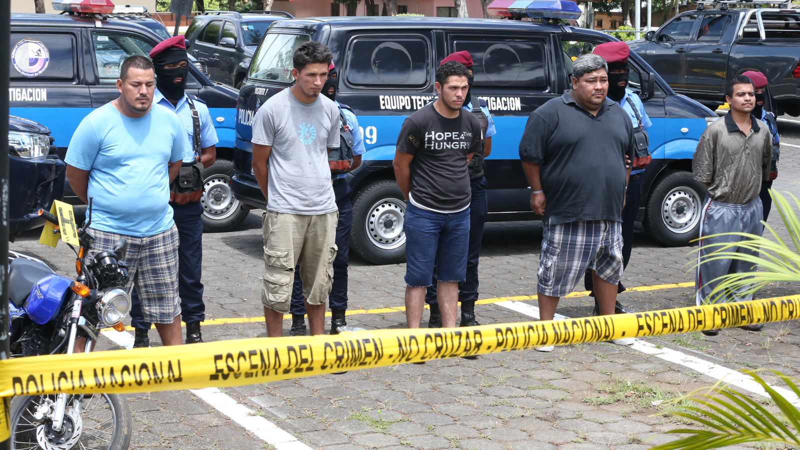 pOLICIA2